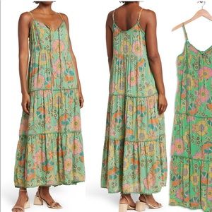 NWT Printed Tiered Maxi Dress-Size L